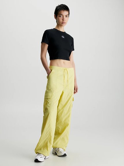 Módní Badge Rib triko, Černá barva, 2023