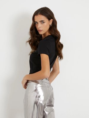 Bold Logo triko – GUESS, Černá barva Ženy