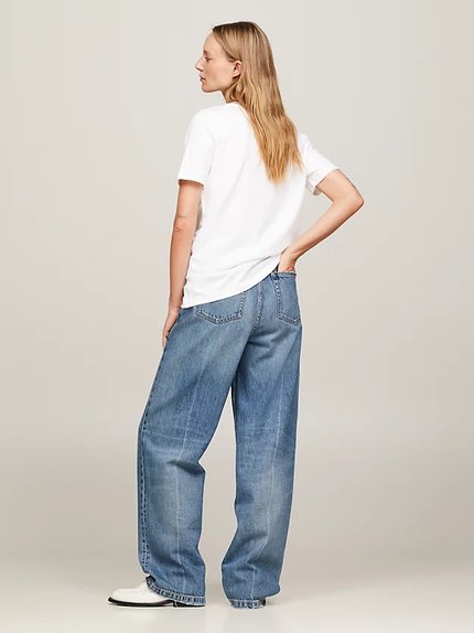 Módní Laurel triko, Bílá barva, 2024