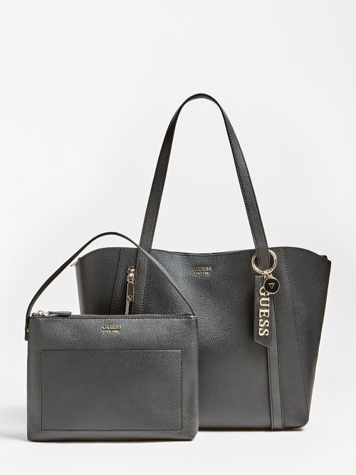 Černá barva, Naya kabelka