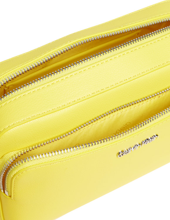 Módní K60K608410-ZBE crossbody, 2022