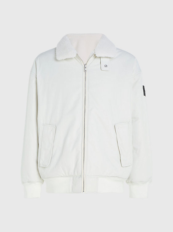 Bílá barva, Reversible Sherpa bunda