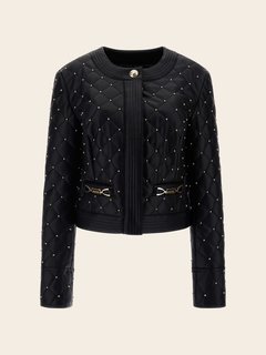 Černá barva, Jennifer bunda