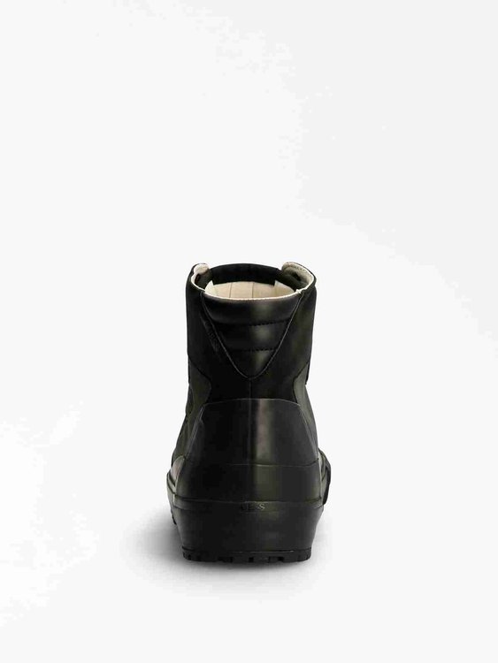 není fotka Muži, Muži