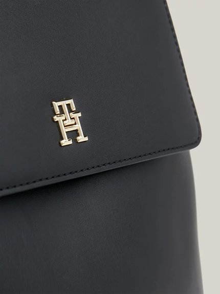 Módní TH Refined batoh, Černá barva, 2024