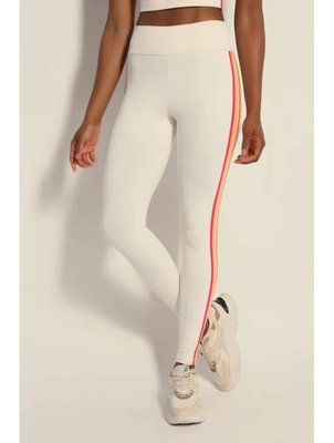 Bílá barva, Brittany legíny