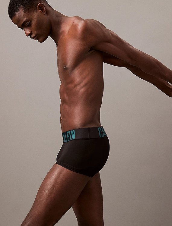 Černá barva, Intense Power boxery 3ks