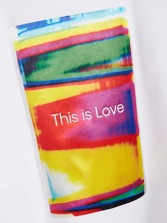 Calvin Klein Jeans, Bílá barva Pride mikina