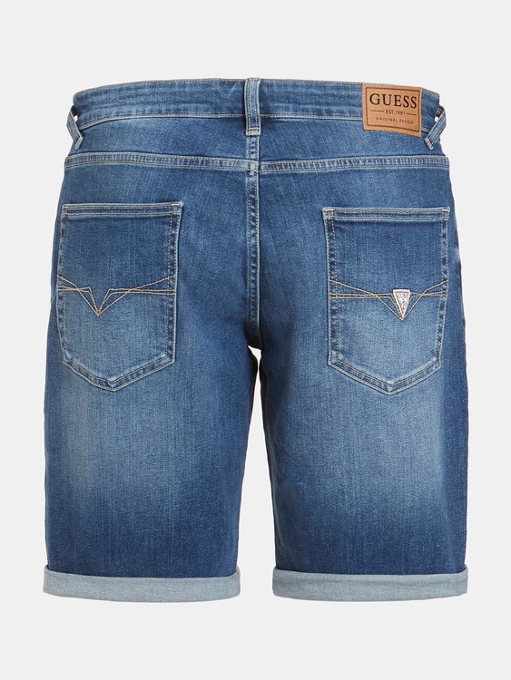 není fotka Sonny kraťasy