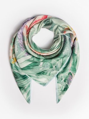 Módní W2GZ12WEMQ0-P82X ŠÁLA, 2022