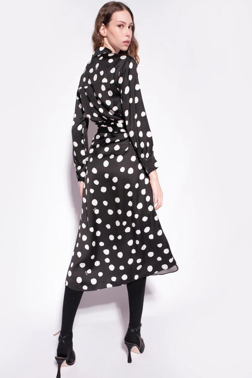 Módní Ausilia šaty, Černá barva, 2022