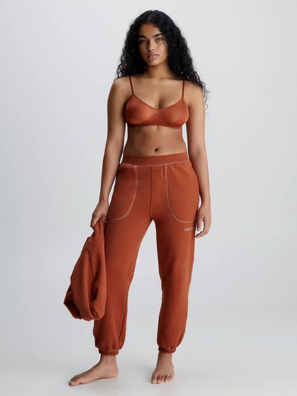 Módní Future Shift Holiday tepláky, Hnědá barva, 2023