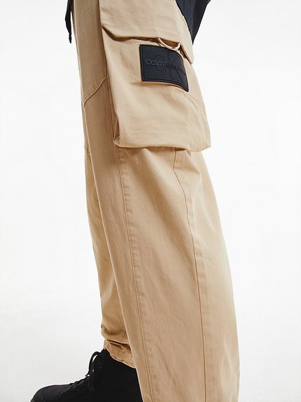 Luxusní J30J320056-AB0 kalhoty, S, M, L