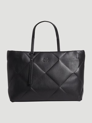 Calvin Klein Jeans – Lock Quilt kabelka, Černá barva