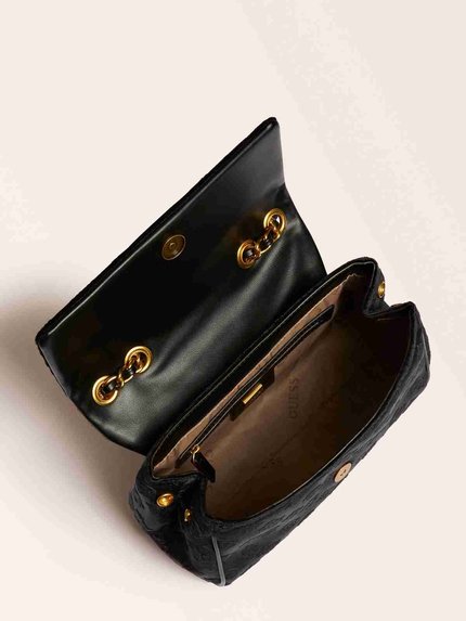 Guess – Chasya crossbody, Černá barva 2