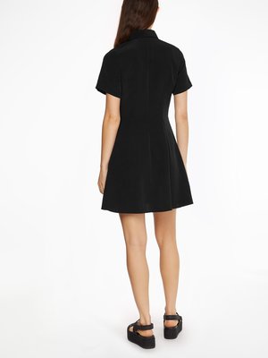 J20J218342-BEH šaty s/s – Calvin Klein Jeans Ženy