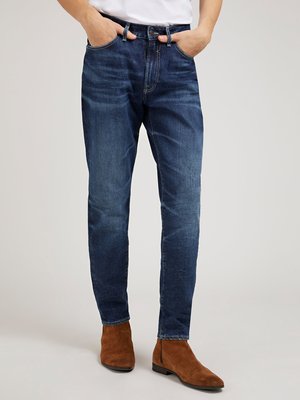 Guess – Drake jeany, Modrá barva