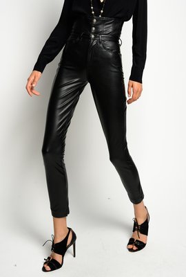 Černá barva, Susan kalhoty