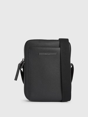 Calvin Klein Jeans – Modern Bar crossbody, Černá barva