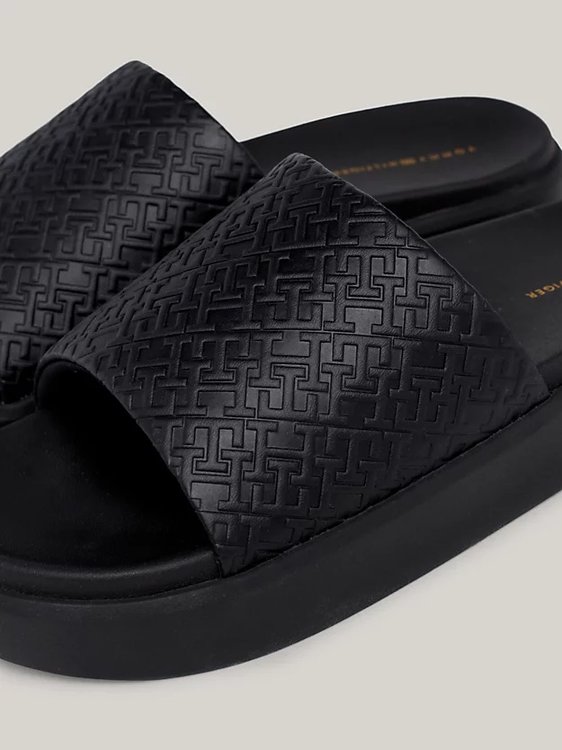 Černá barva, TH Platform Pool pantofle