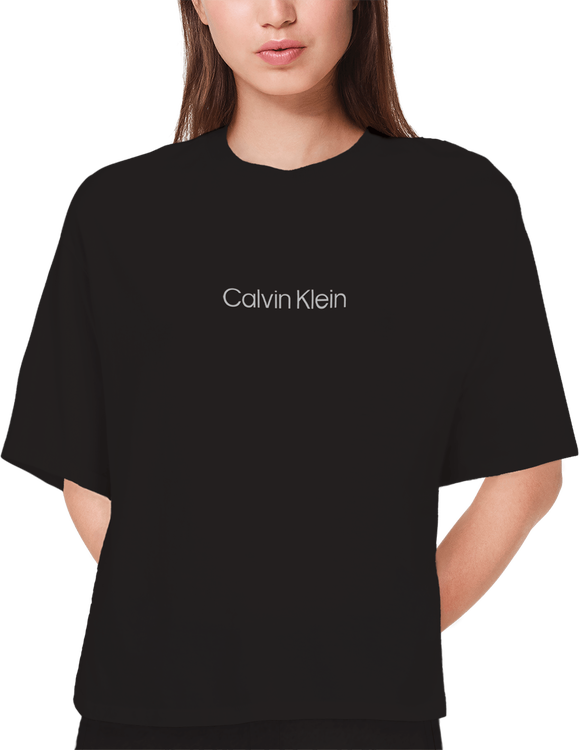 Černá barva, Modern structure pyžamové triko