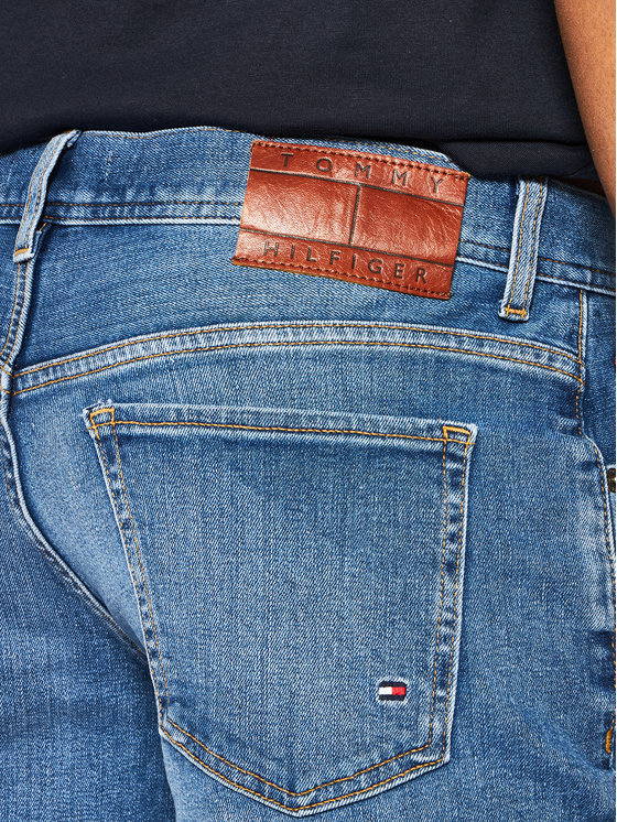 Modrá barva, Brooklyn denim šortky