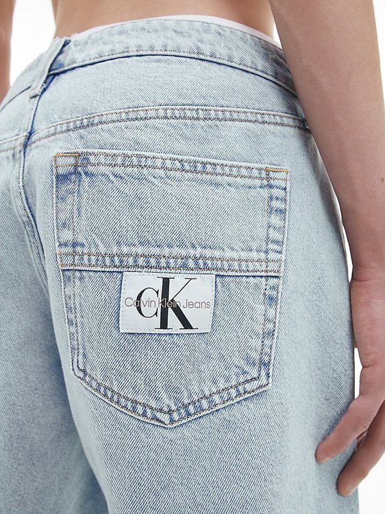 Luxusní J30J320521-1AA šortky, 29/NI, 30/NI, 31/NI, 32/NI, 33/NI, 34/NI, 36/NI