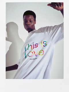 Bílá barva, Slogan triko