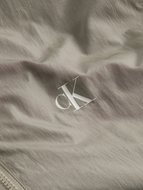 J30J327254-PCZ větrovka 1