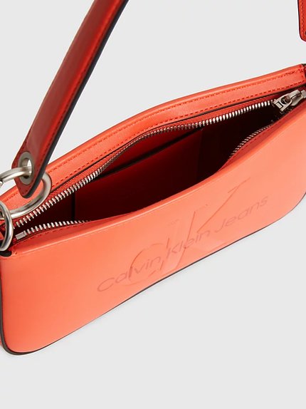 Módní Sculpted kabelka, Červená barva, 2023