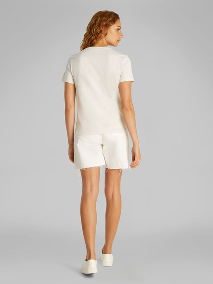 Módní J20J225243-ADA triko s/s, 2025