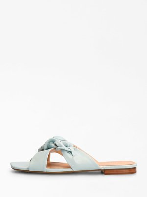 není fotka Sameya sandály – Guess Ženy, Ženy