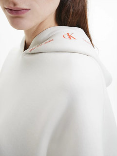 Krémová barva, Repeat logo mikina