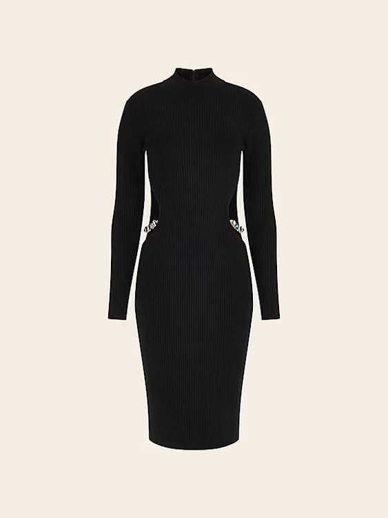 Černá barva, Tilly šaty