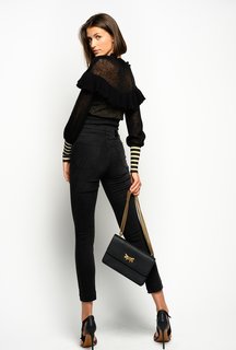 Černá barva, Suzie jeans