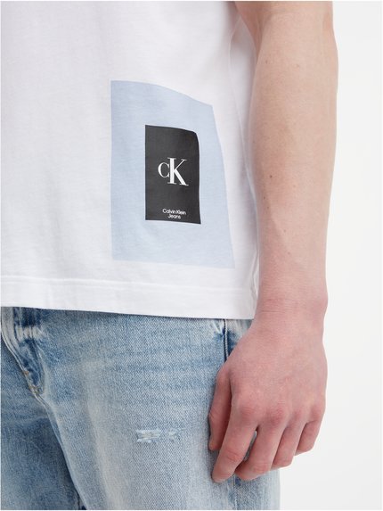 Luxusní J30J322138-YAF triko s/s, S, M, L, XL