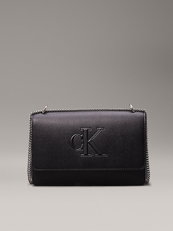 Calvin Klein Jeans – Sculpted crossbody, Černá barva
