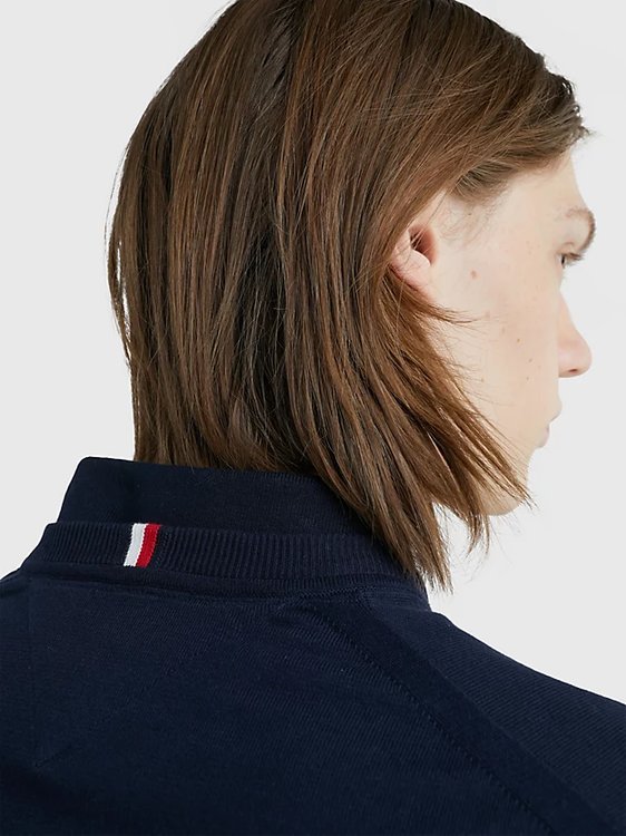 MW0MW30955-DW5 svetr