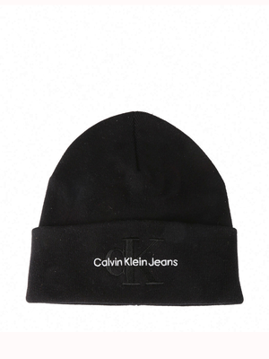 Calvin Klein Jeans – Monologo Embo čepice, Černá barva