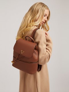 Guess, Hnědá barva Helaina hobo batoh