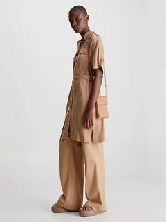 CK Must crossbody Hnědá barva Ženy