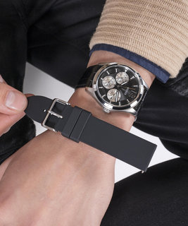 GUESS, Černá, Stříbrná barva Zen hodinky