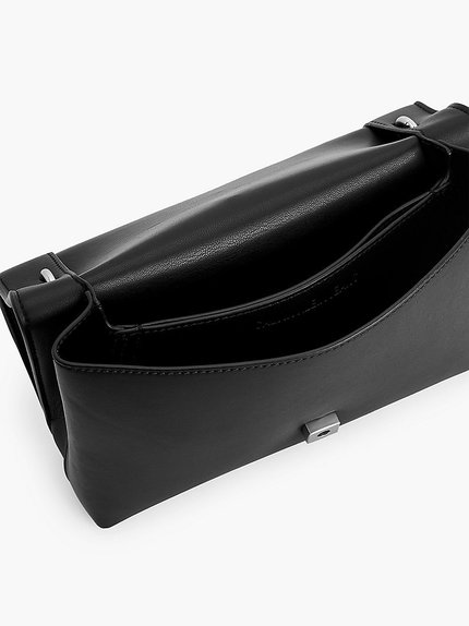 Módní K60K608379-BDS crossbody, 2021