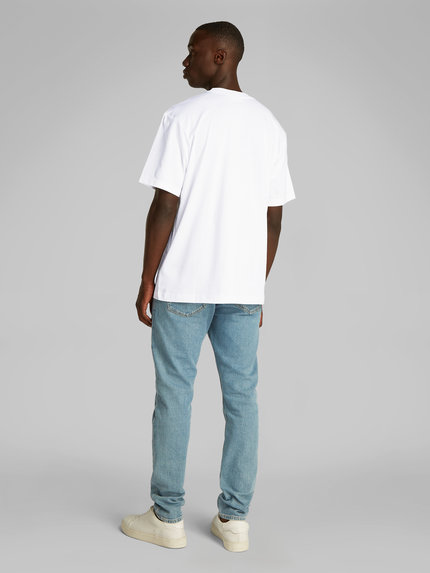 Módní J30J326857-YAF triko s/s, 2025