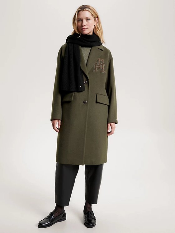 Módní Essential Flag šála, Černá barva, 2023