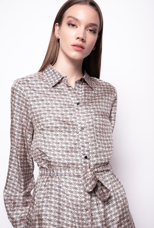 Bílá barva, Monogram šaty