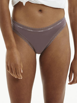 Módní 000QD3763E-HK0 tanga, BASIC