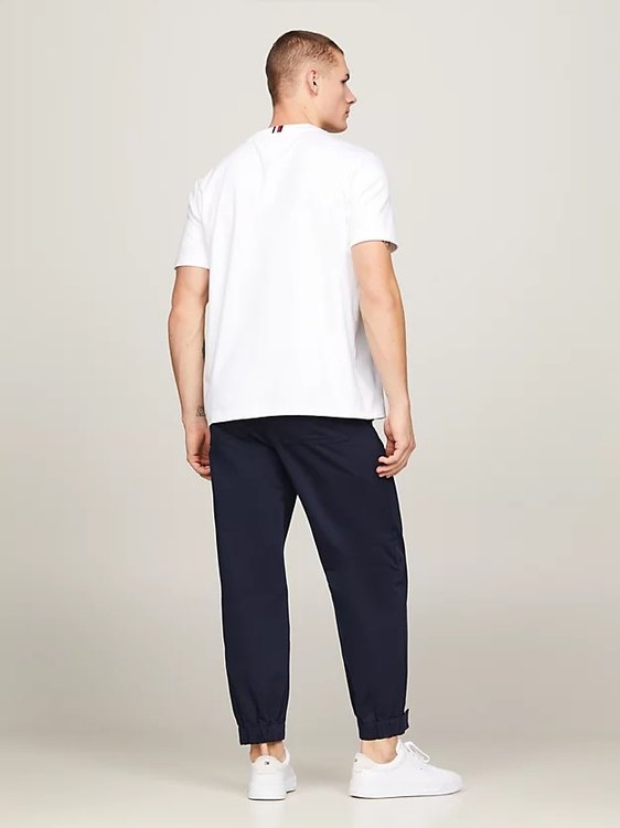 Módní Tonal Laurel Embro triko, Bílá barva, 2024