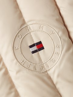 WW0WW40485-ACI vesta – Tommy Hilfiger Ženy 1