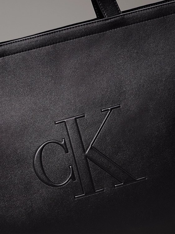 Luxusní Sculpted Slim velká kabelka, Černá barva, OS